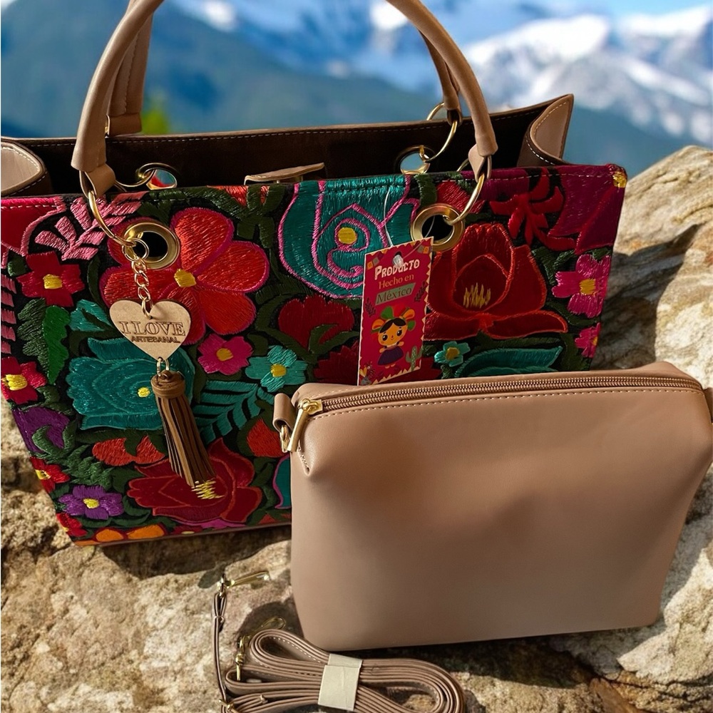 Vegan handbag, embroidered handbag, crafted in Mexico, floral handbag, cream
